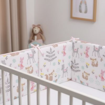 Tour de lit bébé la bande des bois chambre enfant