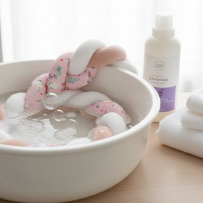 Tresse de lit bebe rose trempage lessive